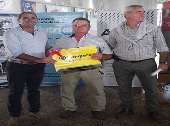 VIDRIERA GENÉTICA: Premiación jura de vacas a campo (ver premiados)  