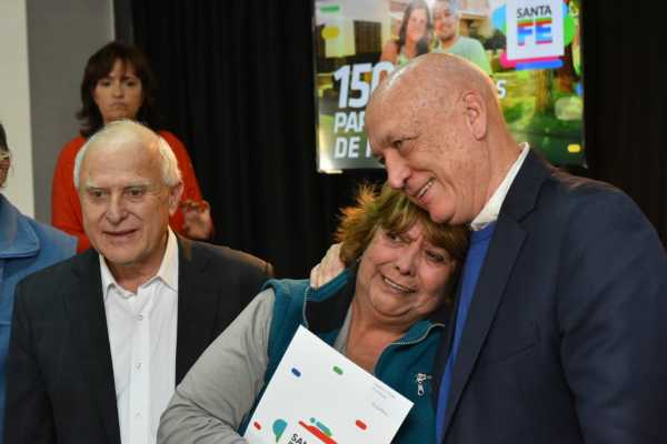 Bonfatti: “Prometimos mejorar la vida diaria de los santafesinos y lo hemos cumplido”