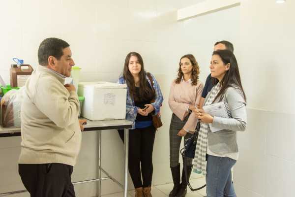 El equipo de Cambiemos visitó la “Casa de las Mascotas” de Santa Fe para trabajar la iniciativa en nuestra ciudad.