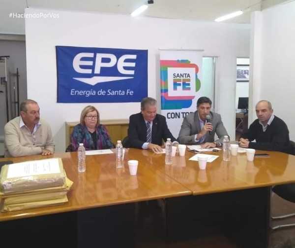 Fascendini presidió licitación para obras eléctricas  