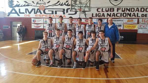 Almagro organizó y ganó Cuadrangular de ida Liga Provincial U17