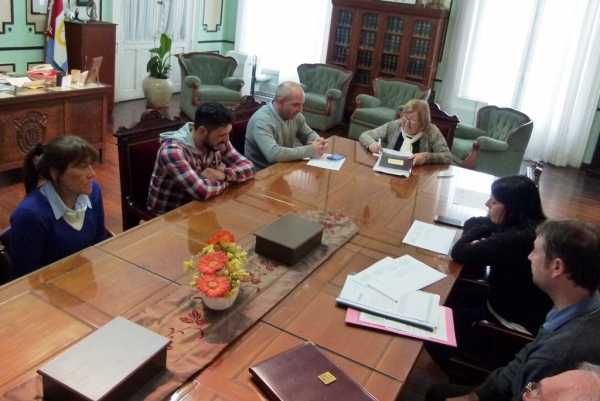 El municipio inició la 22º entrega de créditos a emprendedores.