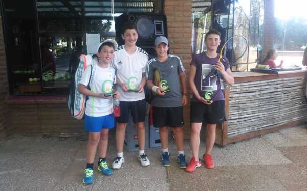 En el LTCE: jueves, Zonal de tenis y sábado, Natación FESANA