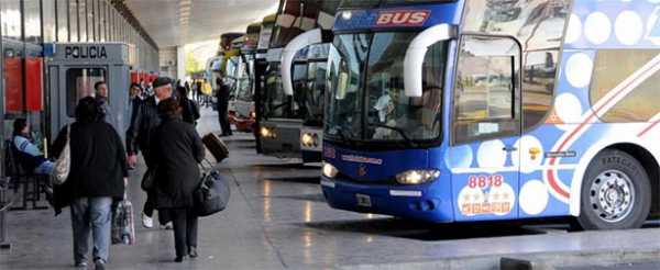 Se levantó el paró del jueves y viernes de los colectiveros informó la UTA a las 20,40 horas