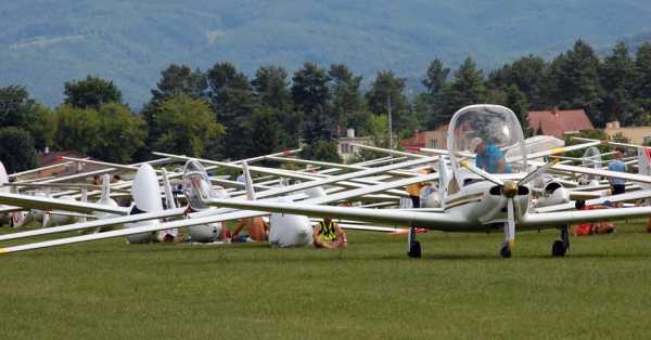 Segunda jornada del Campeonato de Aterrizajes en Planeador en Rafaela