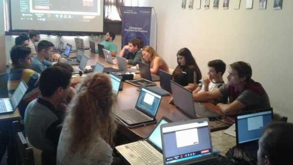 Jóvenes Digitales en Positivo llega para las comunidades de Pilar y Nuevo Torino.