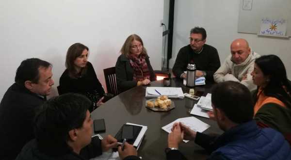 Reunión de trabajo en el Concejo con la presencia de Secretaria de Hacienda, Patricia Boni y el Secretario de Gobierno Alfonso Gómez 
