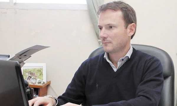 Gómez se reunió con padres de los jóvenes que vandalizaron la plaza “Fue un verdadero encuentro” explicó.