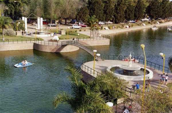 Esperanza, ciudad cabecera del Departamento Las Colonias... Te ofrece una extensa agenda de actividades para disfrutar en familia...