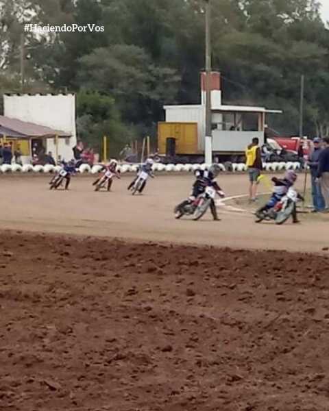  Los Toboganes se consolida como centro de atracción en la región este domingo Zonal Cristobalense motos 80 pilotos