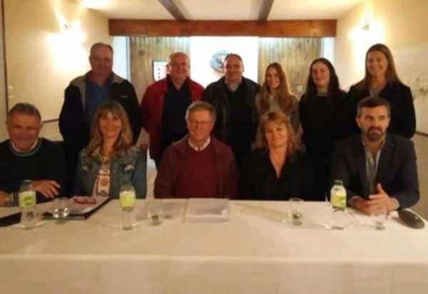 Julian Donnet preside nuevamente. La Asociación Suiza Helvética de San Jeronimo Norte.