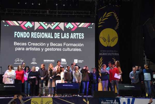 Premiaron a los ganadores del “Fondo Regional de las Artes”