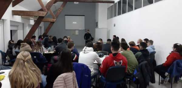 Actividades que favorecen la formación de los futuros profesionales