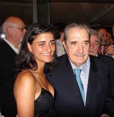 Jueves 10 de Octubre a la hora 10.00. Carmela Moreau con María Lozada  seran recibidas en la intendencia