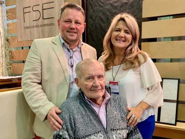  Distinguida presencia en Expodema 2019  