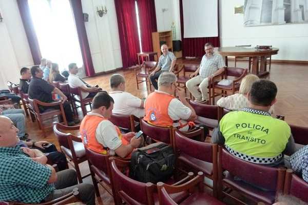 Ante el alerta meteorológico Defensa Civil facilita información de prevención.