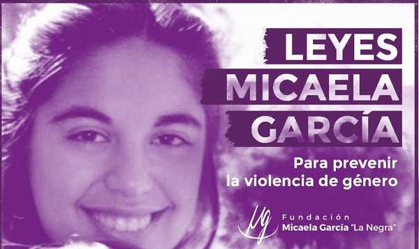 Andrea Martinez presentó la adhesión a la Ley Micaela .