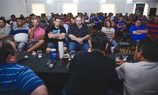 FESTRAM COMUNICADOS Municipales resolvieron un Paro de 24 horas el 14/11 con Movilización a la Casa Gris Sta Fe