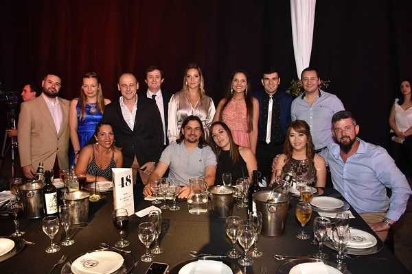 Anoche se entregaron Los Colonizadores en su edición n° 25 ( VER SECCIÓN DE FOTOS)