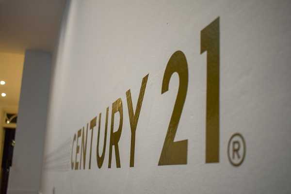 La red inmobiliaria más grande del mundo llega a Esperanza