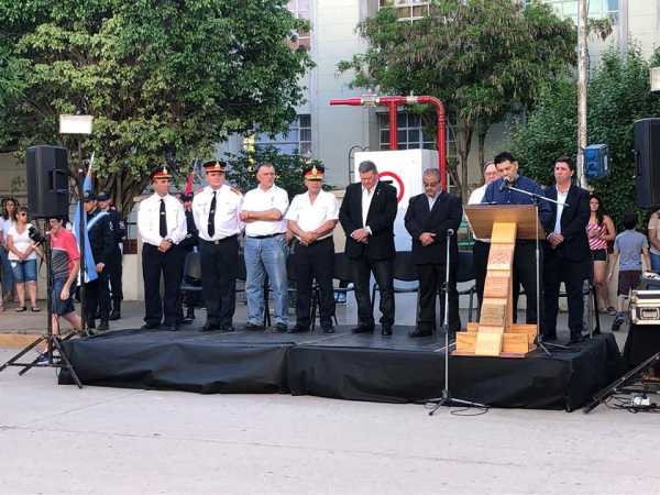Festejo 60 aniv Bomberos Voluntarios de Esperanza