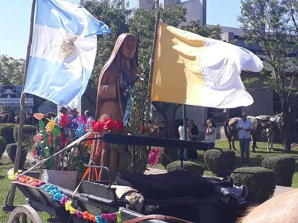 Se desarrolló en Franck 14° Cabalgata por la fe y unión de los pueblos