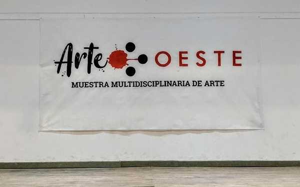 Se realizó ARTE OESTE aqui 80 fotos y nombres de ganadores del sorteo