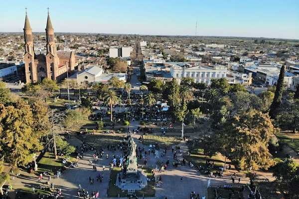 El Gobierno de la Ciudad continúa con el ordenamiento de la venta en la vía pública.