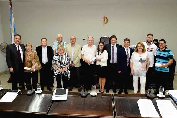 En el Concejo se distinguieron a Esperancinos este lunes 