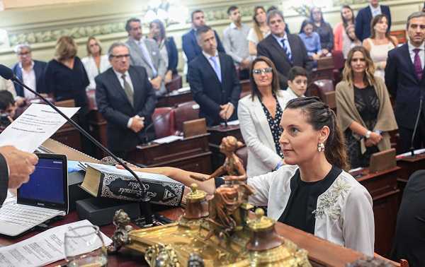 Jimena Senn juró como Diputada Provincial