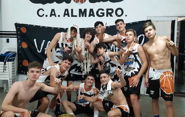 Almagro en U 15 logra el Campeonato Torneo dos Orillas ganó de visitante ante Sta Rosa