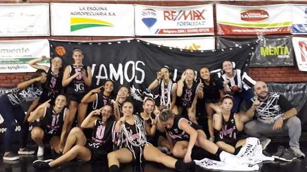 Las chicas de U15 de Almagro se consagraron campeonas de la copa de Oro del Dos Orillas (VER VIDEO)