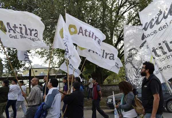  Los lecheros de todo el país pararán 48 horas en demanda de un aumento salarial informó ATILRA