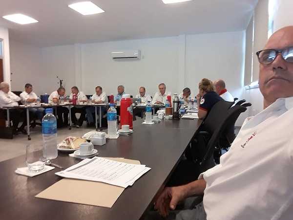 Alberto Nuñez Spesotti presidente de la REG 3 participó en reunión en Sta Fe con presidente del consejo nacional Carlos Alfonso