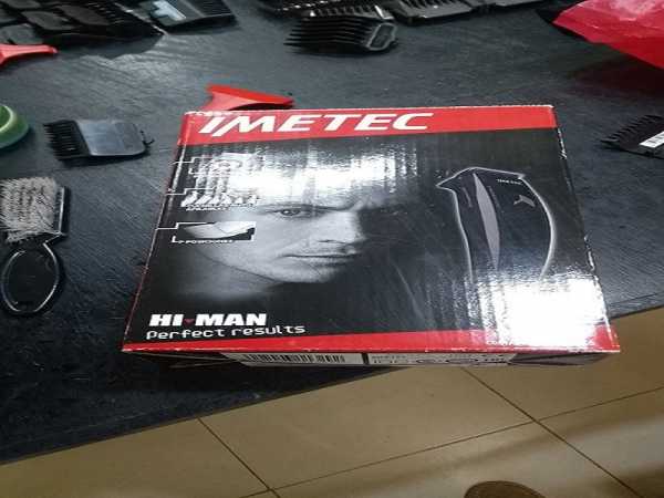 Germán Arias el peluquero que le habian robado las maquinas de cortes tuvo la ayuda para seguir trabajando