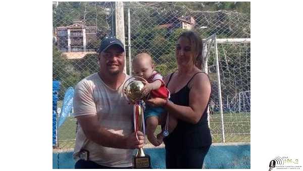 Andrea esposa de Diego Daniel Caliani DT Formador de chicos en el Fútbol le escribio esto 