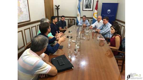 Senado Santa Fe Compartimos con Matías Strasorier quien es Coordinador de Unidad de Asesores de Min. Agricultura de Nación un encuentro con el Bloque de Senadores PJ 