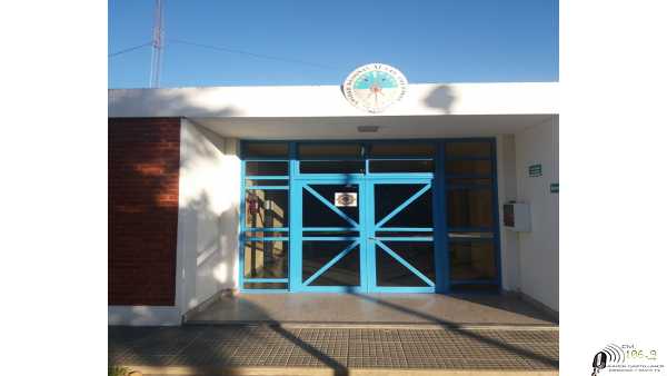 POLICIALES  En Progreso la policia recupero elementos sustraidos de una escuela