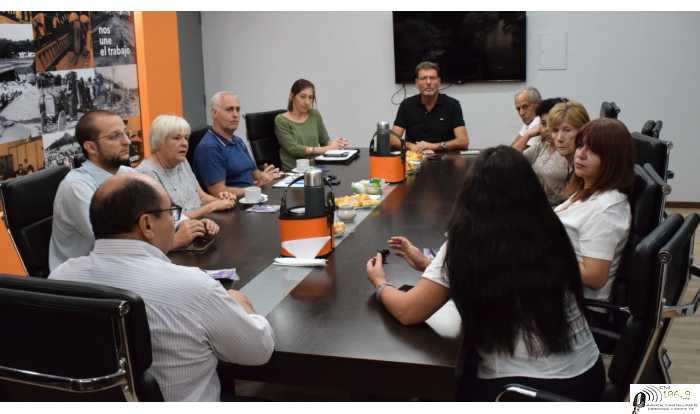 Gremios estatales en estado de alerta y movilización, por la suspensión de prestaciones de la obra social IAPOS.