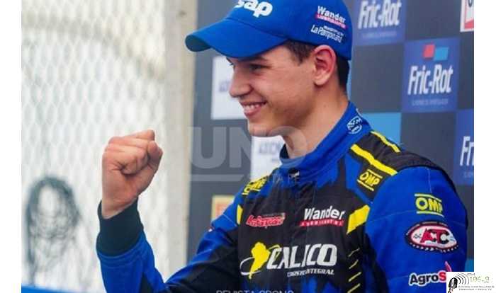  En autódromo de Concepción del Uruguay tuvo la primera competencia del domingo para el Top Race y el Series, donde Matías Rossi e Ian Reutemann festejaron.