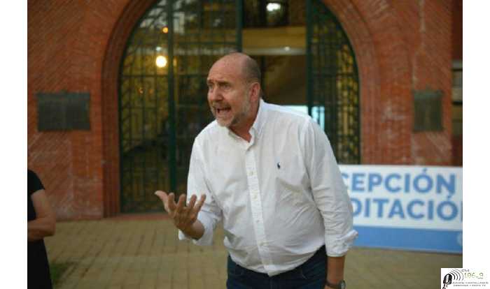 Santa Fe no le enviará fondos a los municipios y comunas que no cumplan con las normas preventivas por la pandemia