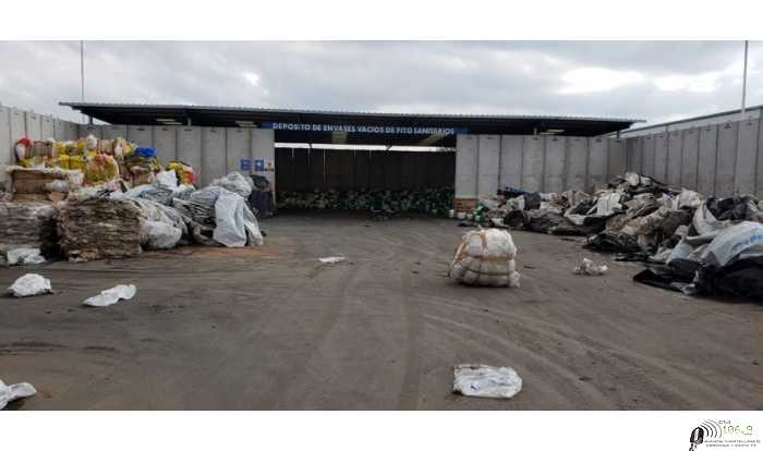 Cañada de Gomez SIETE MILLONES de Kgs. de plástico proveniente de bidones triple lavados y silobolsas usados (ver video)