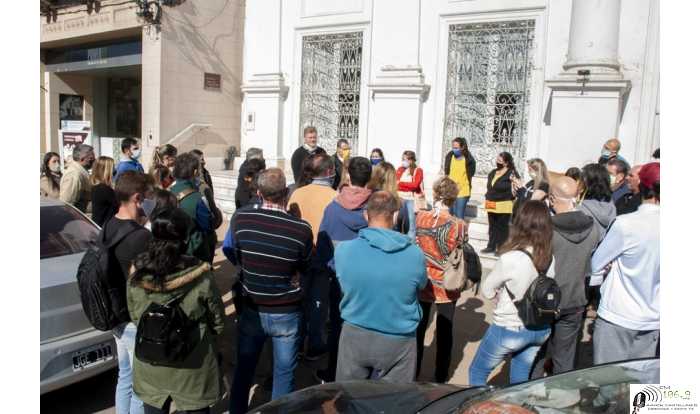 Siguieron los reclamos por aperturas de negocios y servicios en Esperanza