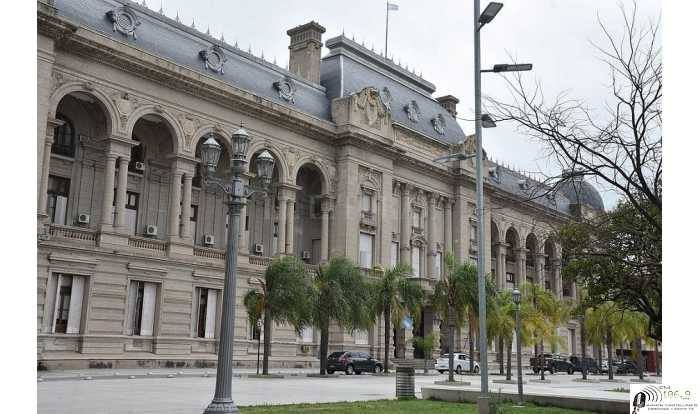 Partido Justicialista Esperanza  *El gobierno provincial transfirió en 7 meses más de 3.324 millones de pesos a gobiernos locales*