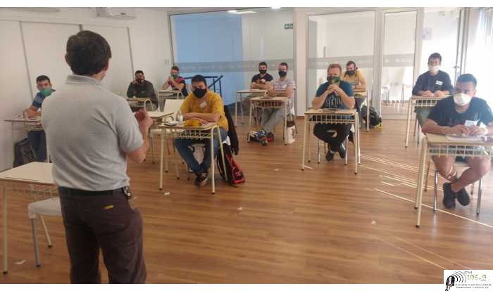 Con satisfacción la C.E.A.C.E. reinició cursos de capacitación para choferes