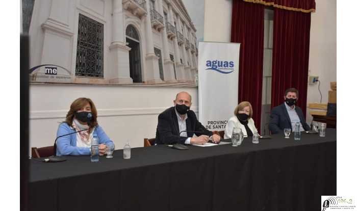 Gobernador Omar Perotti estuvo en apertura de sobres para construcción de cloacas en Esperanza  (11fotos)