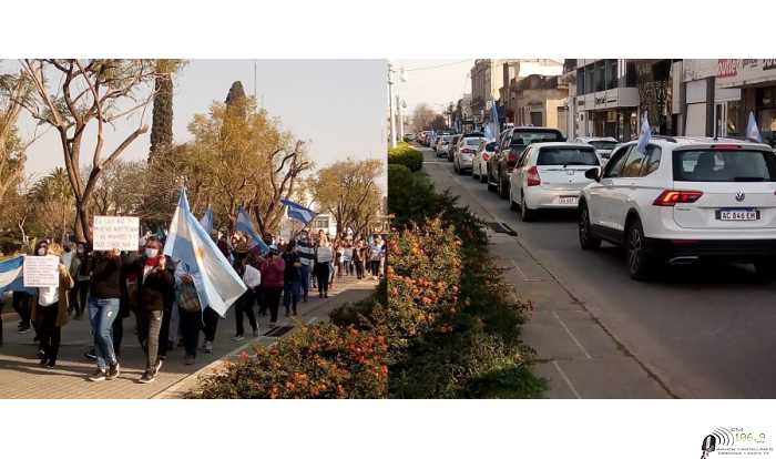 Se marcha en plaza San Martin de Esperanza caminando y en vehiculos
