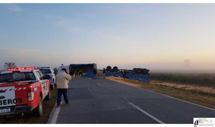 POLICIALES Vuelco de un camión interrumpe el transito en ruta Provincial  10 “San Mariano”