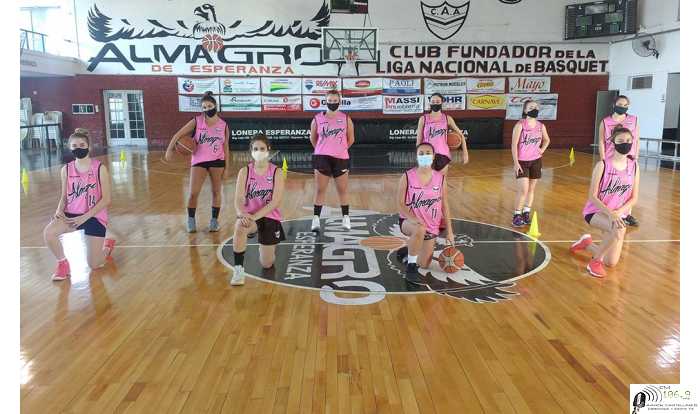 Almagro también debutó en el Virtual con el femenino