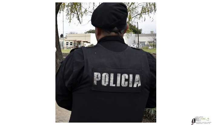 POLICIALES  14/11/2019 Dto Las Colonias  aprehendido mientras llevaba consigo cables de alumbrado público.